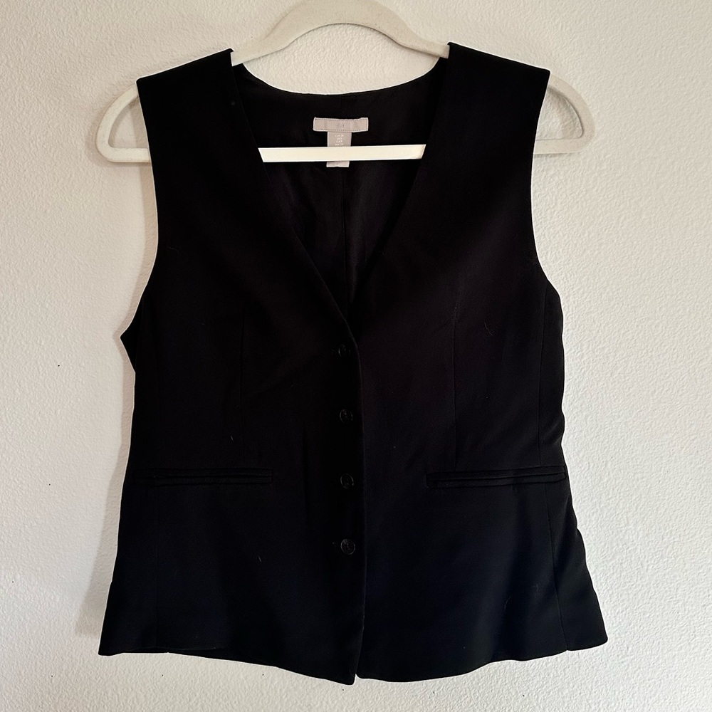 Black H&M vest